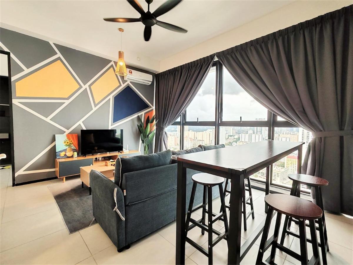 Jelutong Cozy Minimalist Suite At Urban Suites Georgetown By Superstay מראה חיצוני תמונה