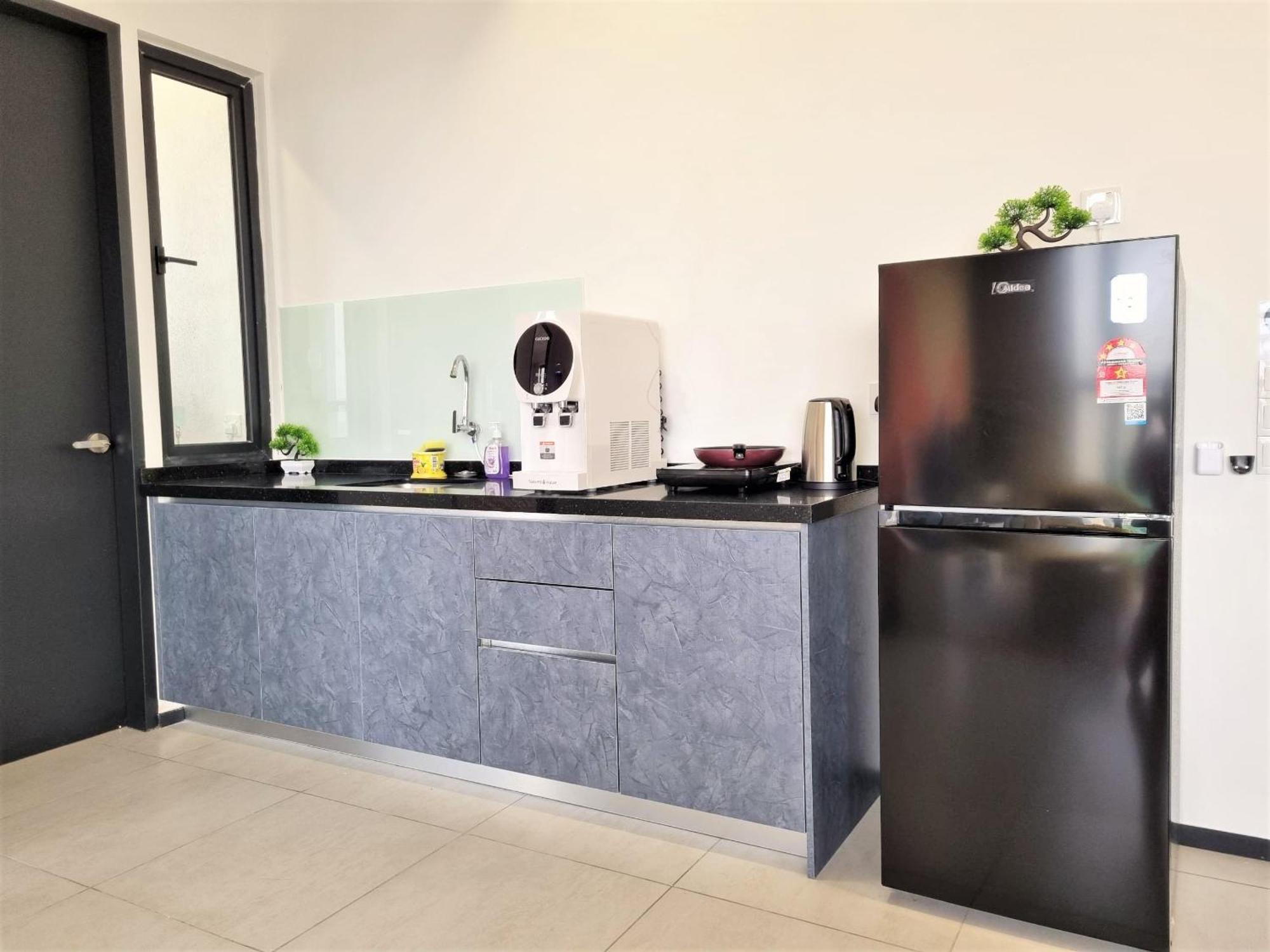 Jelutong Cozy Minimalist Suite At Urban Suites Georgetown By Superstay מראה חיצוני תמונה