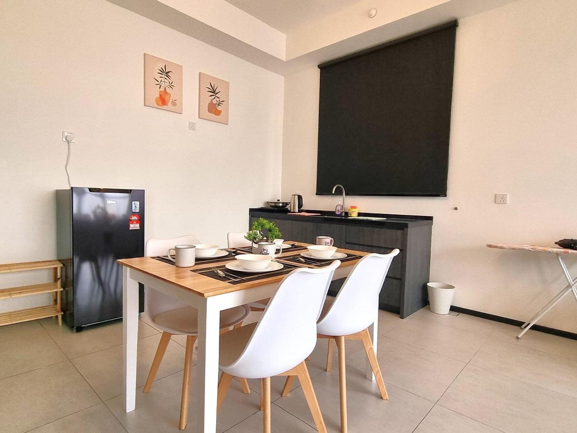 Jelutong Cozy Minimalist Suite At Urban Suites Georgetown By Superstay מראה חיצוני תמונה